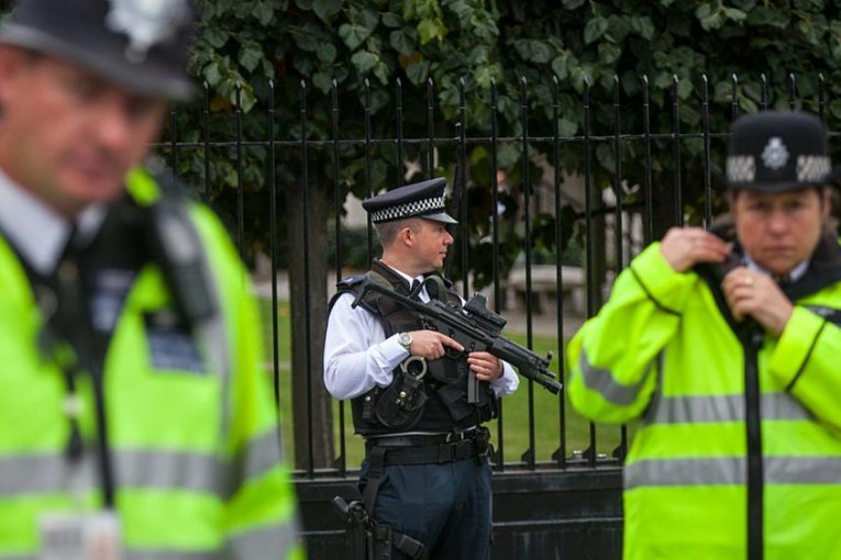 هروب أحد ممولي داعش من بريطانيا