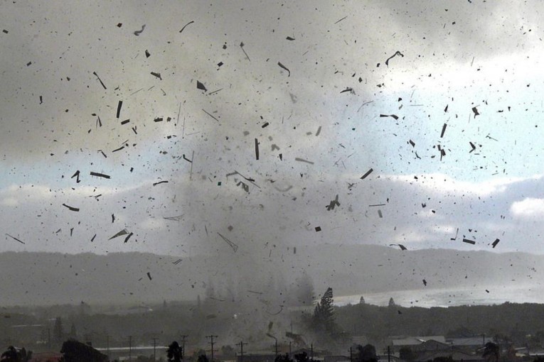 ارتفاع عدد قتلى فيجي بسبب إعصار ونستون المدمر