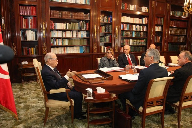 بمناسبة الذكرى ال60 لعيد الاستقلال‬ : رئيس الجمهورية يقرر تمتيع 1477 سجينا بالعفو الخاص