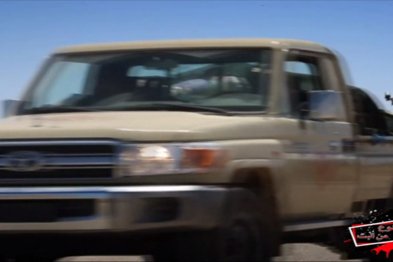 ممنوع من البث : الساتر الترابي يتم ردمه لتهريب السلاح و الخضر و السمك من ليبيا ..غطاءا لتمرير