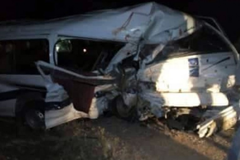 سيدي بوزيد:وفاة شخصين وإصابة 11 أخرين في حادث مرور