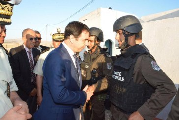 وزير الدّاخلية الهادي مجدوب يؤدي زيارة عمل ميدانية إلى المراكز الحدودية المتقدّمة بولاية الكاف