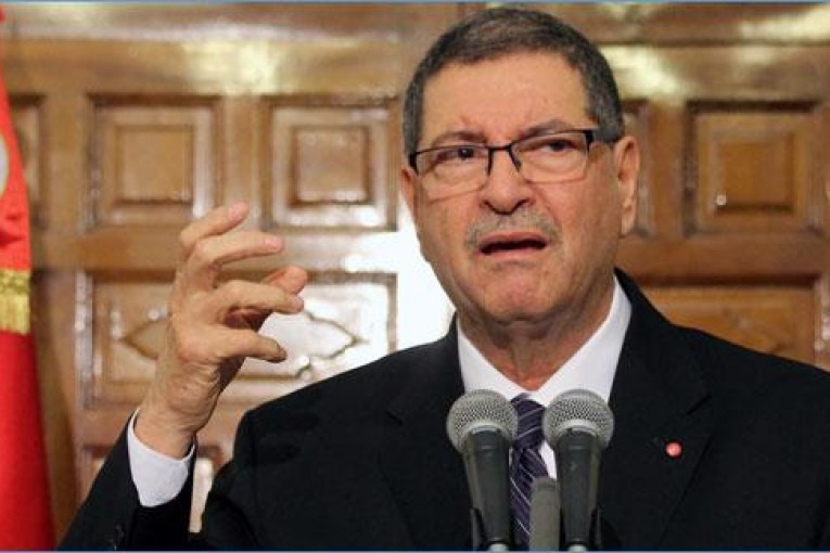 الحبيب الصيد: “رفضت إعلان ولاية قفصة منطقة عسكرية”