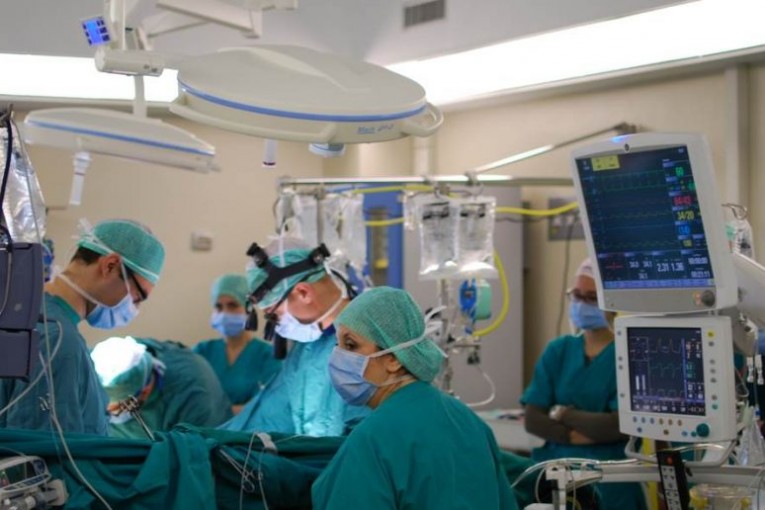 قضية اللوالب منتهية الصلوحية: جزائريون يطالبون تونس بالتعويض في حال ثبوت تعرّضهم للغشّ