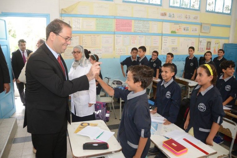 بالفيديو: رئيس الحكومة للمعلمين: لا تسألوا التلاميذ عن مهنة والديهم اسألوهم عن أحلامهم