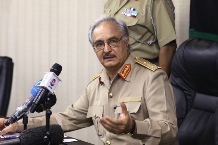 ليبيا:خليفة حفتر يحذر مبعوث الأمم المتحدة مارتن كوبلر