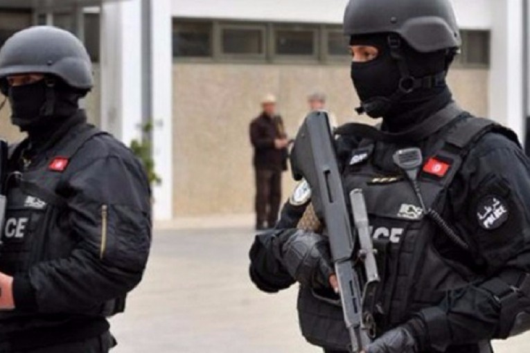 تفكيك خلية إرهابية بصفاقس