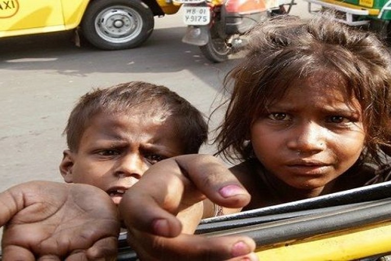 اليونيسيف: 385 مليون طفل في العالم يعيشون في فقر مدقع
