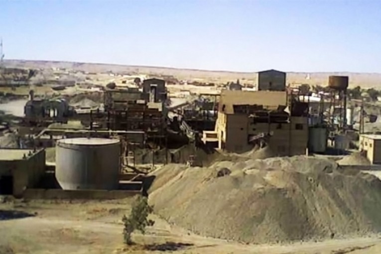 استئناف إنتاج الفسفاط بمنجمي المظيلة والمتلوي