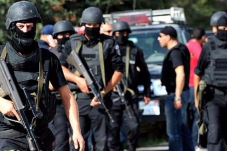 القيروان : ايقاف 100 شخص محل تفتيش خلال حملة امنية