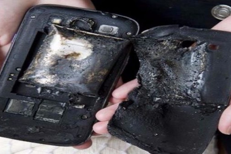 المنستير: بطارية هاتف جوال تتسبب في حرق منزلا