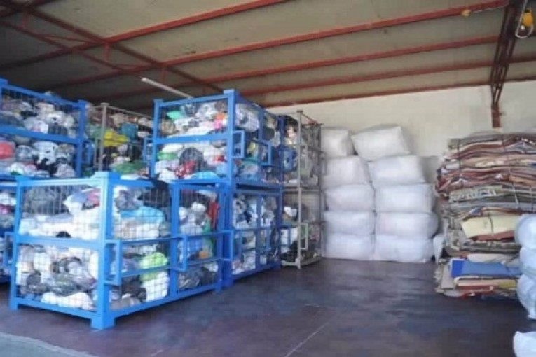 قابس: حجز أكثر من 60 ألف قطعة ملابس مستعملة ”الفريب” بقيمة 650 ألف دينار