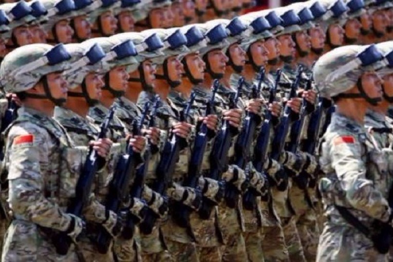 الجيش الصيني في حالة تأهب قصوى