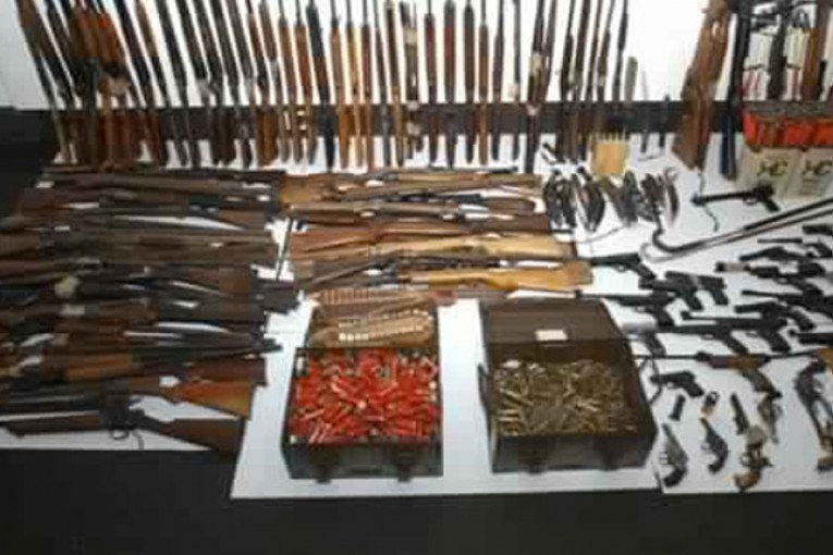 بن قردان:الكشف عن مخزن للأسلحة