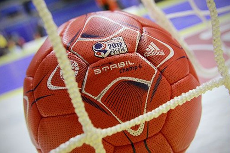 كرة اليد : قمة مثيرة اليوم بين النجم و الترجي