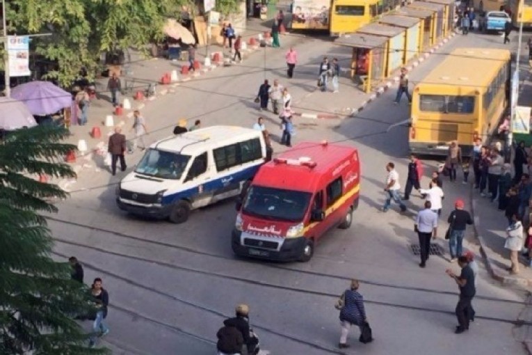 ساحة برشلونة: وقفة احتجاجية للباعة الفوضويين وتعزيزات أمنية كبيرة