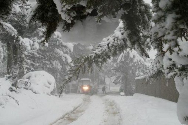 عين دراهم: تشكيل لجنة من المجتمع المدني لدعم لجنة مجابهة الكوارث