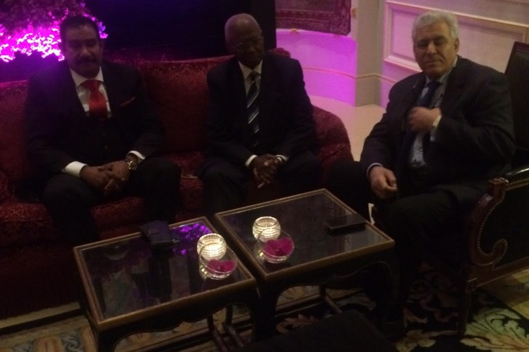 لقاء  باريس يجمع العجرودي  بالرئيس الشرفي للبنك الافريقي للتنمية  و رئيس مجلس قبائل و مدن ليبيا ..