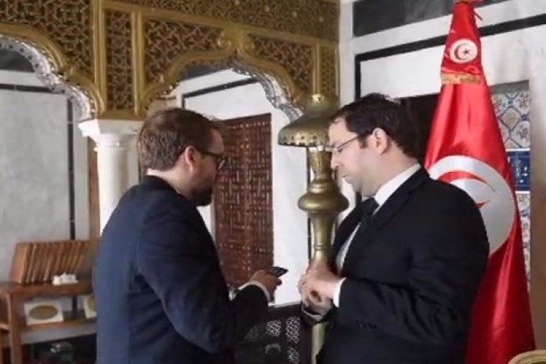 يوسف الشاهد لصحيفة ”بيلد” الألمانية: أنيس العامري لم يكن ارهابيا حين غادر تونس ولم نخطئ في التعامل معه