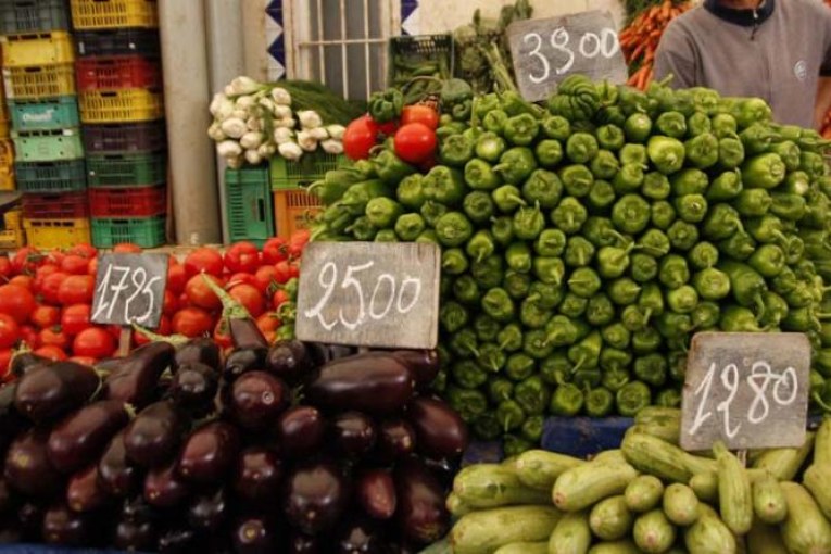 منظمة الدفاع عن المستهلك : أسعار الفلفل والطماطم تراجعت والحلّ مراقبة مسالك التوزيع