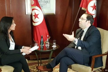 رئيس الحكومة يعد بفتح تحقيق حول حالات التعذيب في تونس