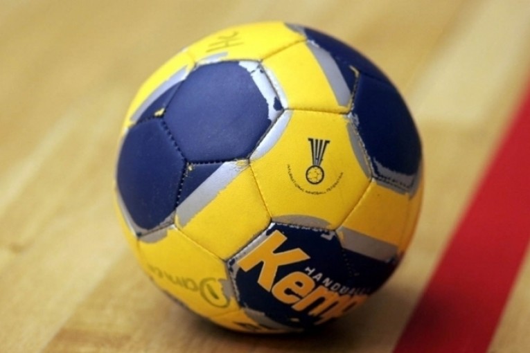 بطولة إفريقيا لكرة اليد : جمعية الحمامات في المجموعة الأولى