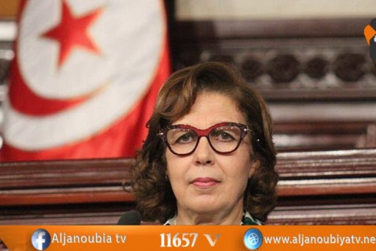 وزيرة المالية : لا يمكن للاورو أن يبلغ 3 دنانير بعد تحسّن السياحة و صادرات الفسفاط