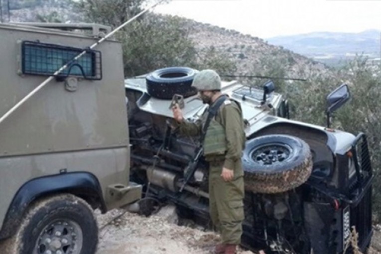 القصرين: حادث إنقلاب سيارة عسكرية و إصابة 6 عسكريين