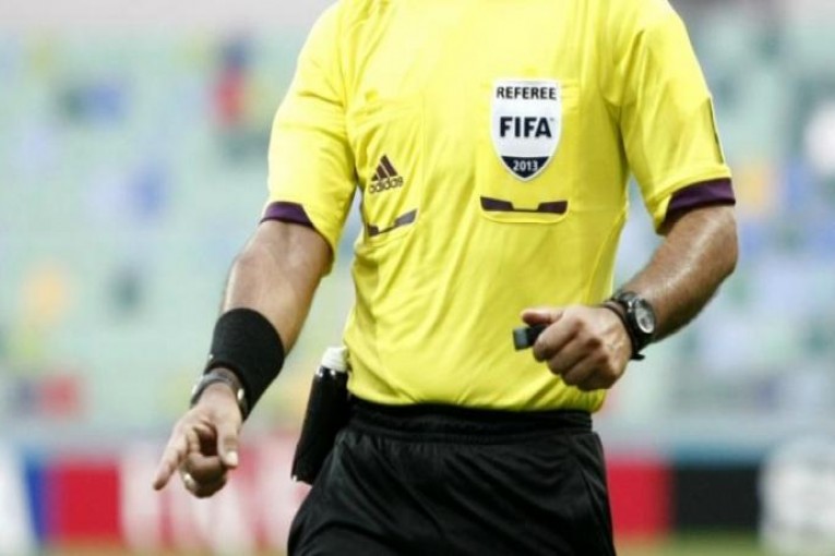 الرابطة 1-ج10 بلاي أوف: رسمي 5 حكام في مباراة الترجي والنجم .. تعيينات حكام الجولة