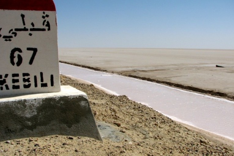 إشتباكات بين قريتي بشني و الجرسين و 67 مصاب من بينهم 4 خطيرة