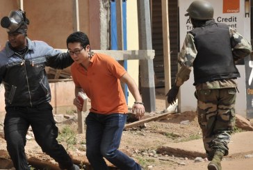 مالي : تحرير 20 رهينة في هجوم إرهابي على موقع سياحي