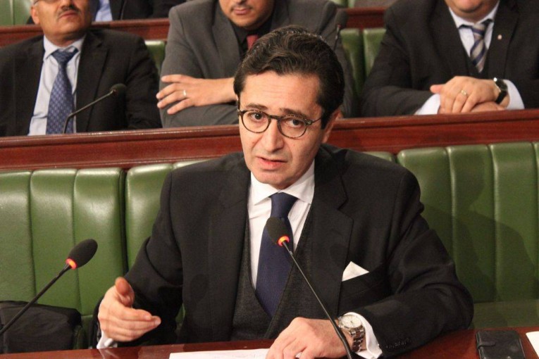 وزير المالية بالنيابة فاضل عبد الكافي يتقدّم باستقالته