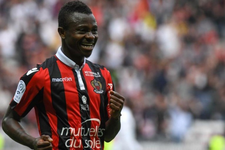 صراع بين برشلونة وباريس سان جيرمان على لاعب جديد