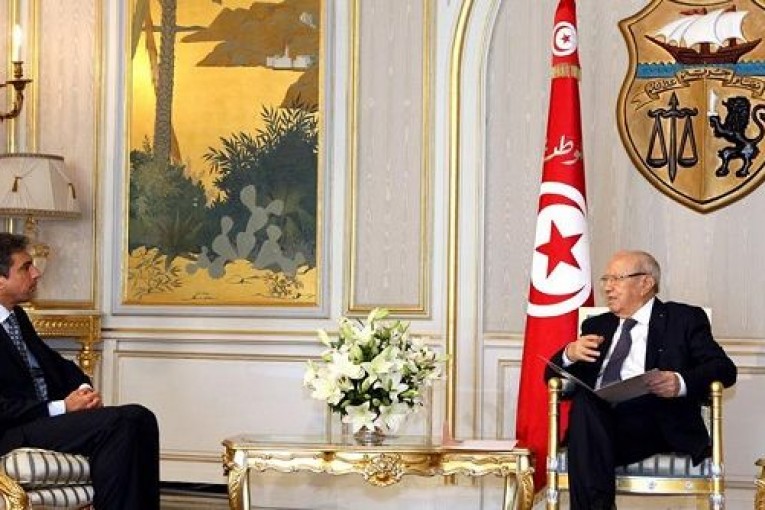 سفير الكويت بتونس: الموقف التونسي من الأزمة الخليجية يعد درسا في العلاقات الدبلوماسية