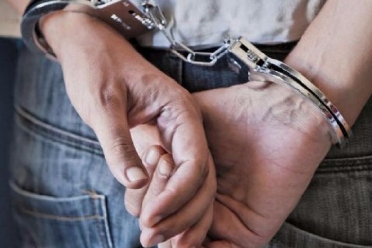 طبربة : القبض على شخص من أجل الإشتباه للإنضمام إلى تنظيم إرهابي