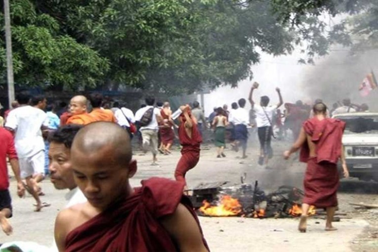 ابادة مسلمي الروهينجا : تونس تندد  بشدّة ما يتعرّض له مسلمو الروهينجا في ميانمار