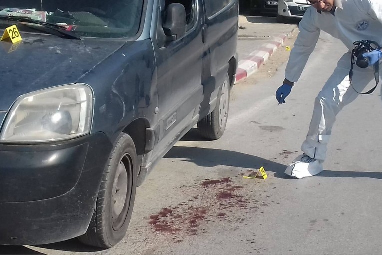 الداخلية : تكفيري يطعن أمنيا على مستوى الرقبة