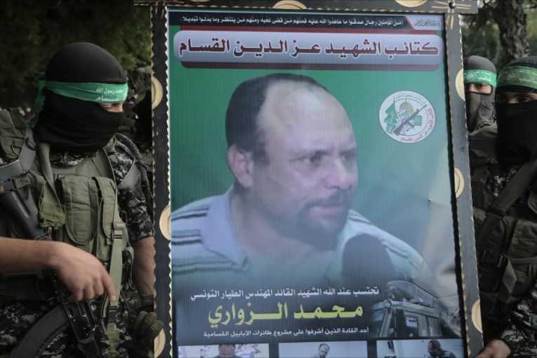 اغتيال الشهيد محمد الزواري.. حماس تتهم و الخارجية التونسية تنفي