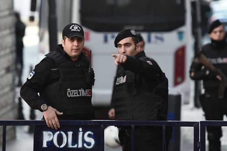 تركيا تُواصل حملة إيقاف منتقدي هجوم عفرين