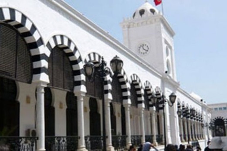 8 فيفري الجاري..أعوان وإطارات رئاسة الحكومة ينفذون إضرابا حضوريا