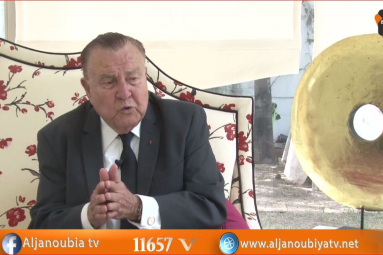 حوار خاص مع الطاهر بلخوجة .. يكشف اسرار السياسة التونسية و كواليس أنظمة حكم بورقيبة و بن علي .