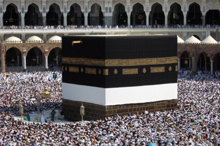 نقابة الائمة.. على مفتي الجمهورية إصدار فتوى بعدم جواز الحج