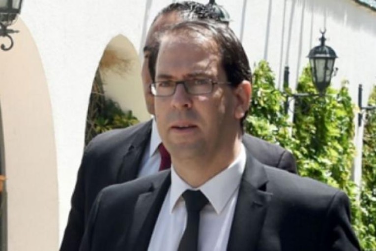 يوسف الشاهد: ” لا وجود لخطوط حمراء في الحرب على الفساد ..ولا أحد يتمتع بالحصانة في هذه الحرب”