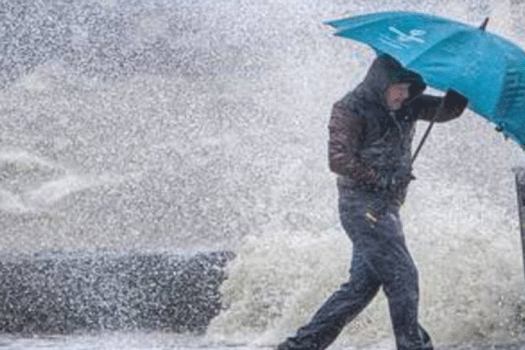 غدا: أمطار ورياح قويّة وانخفاض ملحوظ في درجات الحرارة