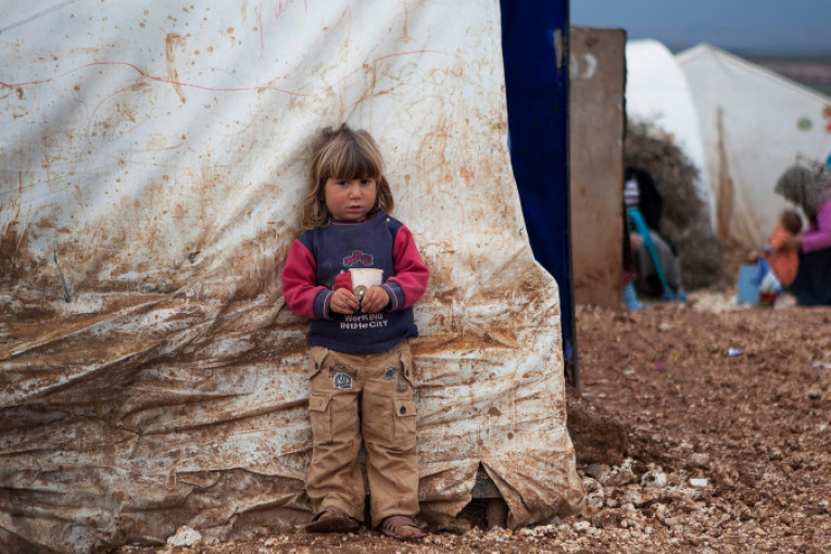 وفاة 15 طفلا في مخيم بسوريا جرّاء البرد