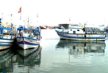 قابس ، البحارة يطالبون بتفعيل الاتفاق الحاصل حول توزيع حصة التن الأحمر عن سنة 2018