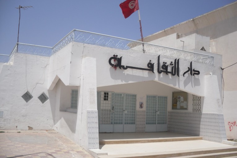 المنستير: إيقاف شخصين من أجل سرقة تجهيزات دار الثقافة