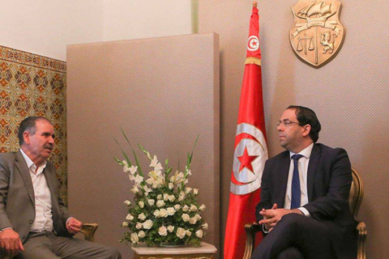 لقاء بين الشاهد والطبوبي.. وغدا اجتماع لجنة 5 زائد 5