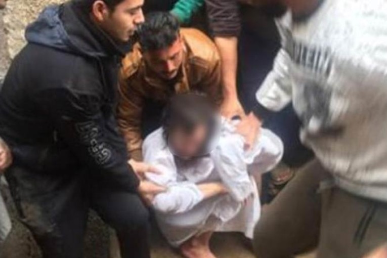 مصرية حبست طفلها 10 سنوات بغرفة مظلمة!