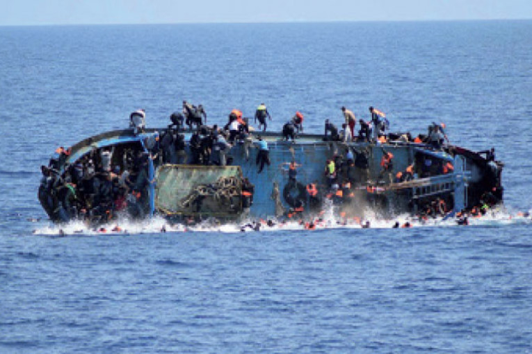 مدنين .. انتشال آخر جثة لـ «ضحايا» مركب «الحرقة» بسواحل جرجيس